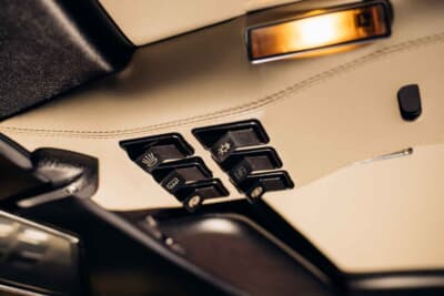 129万8750英ポンド（邦貨換算約2億6900万円）で落札されたランボルギーニ「P400ミウラ」（C）Courtesy of RM Sotheby's