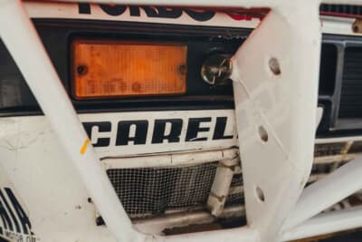 27万250ユーロ(邦貨換算約4760万円)で落札されたランチア「デルタHF インテグラーレ 8V マルティーニ ランチア ワークス サファリ Gr.A」(C)Courtesy of Broad Arrow