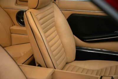 13万2750ポンド（邦貨換算約2761万円）で落札されたランボルギーニ「エスパーダS2」（C）iconicauctioneers