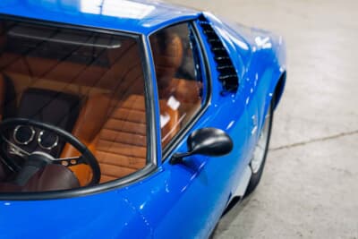 129万8750英ポンド（邦貨換算約2億6900万円）で落札されたランボルギーニ「P400ミウラ」（C）Courtesy of RM Sotheby's