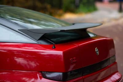 6万5250ポンド（邦貨換算約1318万円）で落札されたアルファ ロメオ「SZ」（C）iconicauctioneers