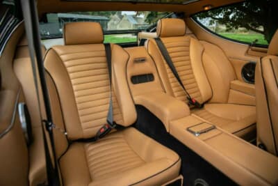 13万2750ポンド（邦貨換算約2761万円）で落札されたランボルギーニ「エスパーダS2」（C）iconicauctioneers