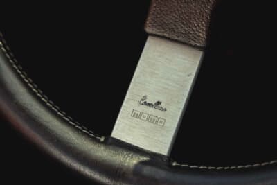 5万7500ユーロ（邦貨換算約1030万円）で落札されたフェラーリ「208GT4」（C）Bonhams