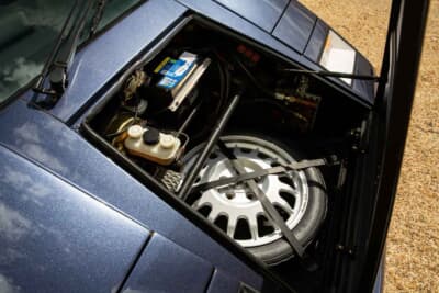 62万3750英ポンド（邦貨換算約1億2475万円）で落札されたランボルギーニ「カウンタック5000クアトロヴァルヴォレ」（C）Courtesy of RM Sotheby's