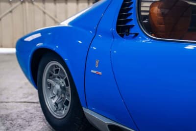 129万8750英ポンド（邦貨換算約2億6900万円）で落札されたランボルギーニ「P400ミウラ」（C）Courtesy of RM Sotheby's