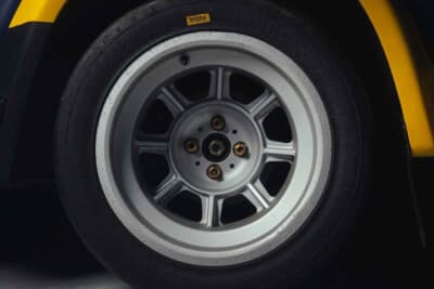 32万ユーロ〜38万ユーロ（邦貨換算約5620万円〜約6670万円）で現在も販売中のフィアット「131アバルト ラリー」（C）Courtesy of Broad Arrow