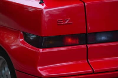 6万5250ポンド（邦貨換算約1318万円）で落札されたアルファ ロメオ「SZ」（C）iconicauctioneers