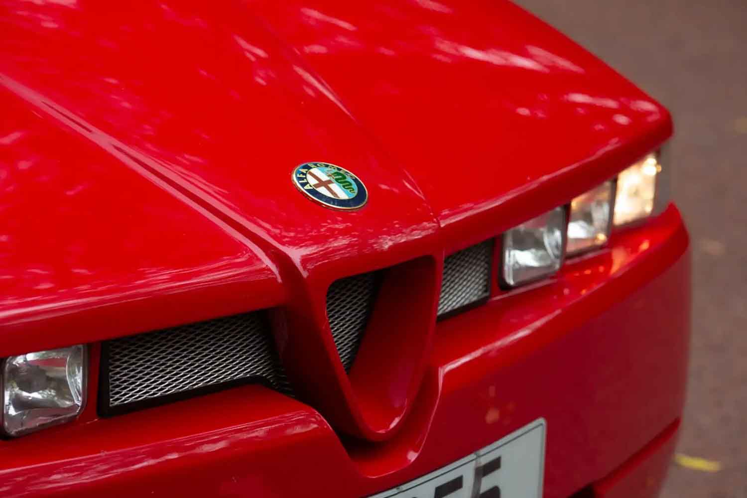 ザガートの血を引くアルファ ロメオの異端児「SZ」が約1300万円で落札