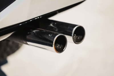 16万1000ユーロ（邦貨換算約2830万円）で落札されたマセラティ「カムシン」（C）Courtesy of Broad Arrow