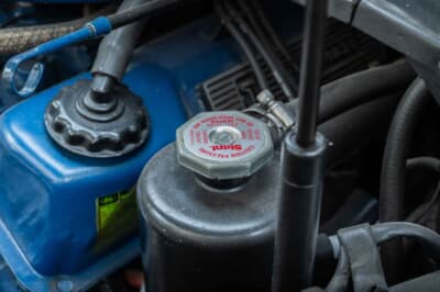 11万5000ユーロ（邦貨換算約2040万円）で落札されたデ・トマソ「パンテーラ」（C）Bonhams