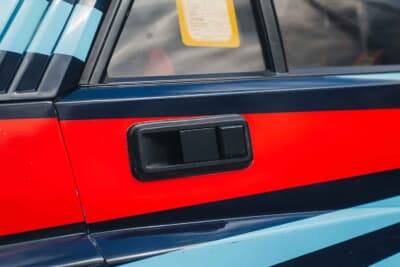 27万250ユーロ(邦貨換算約4760万円)で落札されたランチア「デルタHF インテグラーレ 8V マルティーニ ランチア ワークス サファリ Gr.A」(C)Courtesy of Broad Arrow