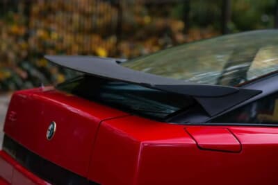 6万5250ポンド（邦貨換算約1318万円）で落札されたアルファ ロメオ「SZ」（C）iconicauctioneers