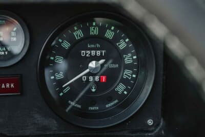 16万1000ユーロ（邦貨換算約2830万円）で落札されたマセラティ「カムシン」（C）Courtesy of Broad Arrow