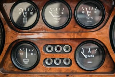 13万2750ポンド（邦貨換算約2761万円）で落札されたランボルギーニ「エスパーダS2」（C）iconicauctioneers