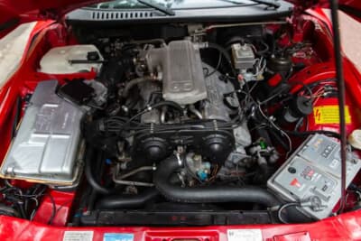 6万5250ポンド（邦貨換算約1318万円）で落札されたアルファ ロメオ「SZ」（C）iconicauctioneers