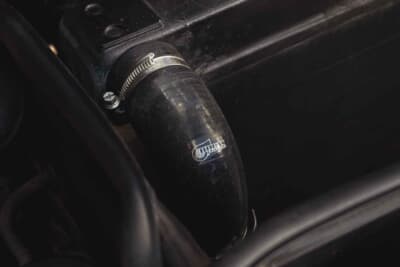 5万7500ユーロ（邦貨換算約1030万円）で落札されたフェラーリ「208GT4」（C）Bonhams