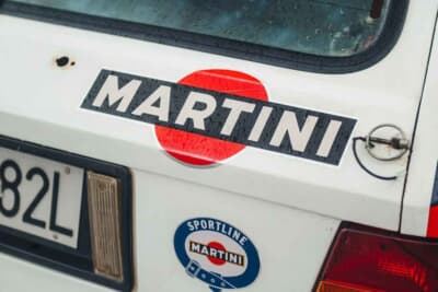 27万250ユーロ(邦貨換算約4760万円)で落札されたランチア「デルタHF インテグラーレ 8V マルティーニ ランチア ワークス サファリ Gr.A」(C)Courtesy of Broad Arrow