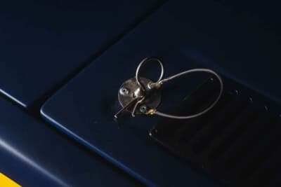 32万ユーロ〜38万ユーロ（邦貨換算約5620万円〜約6670万円）で現在も販売中のフィアット「131アバルト ラリー」（C）Courtesy of Broad Arrow