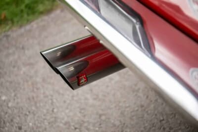 13万2750ポンド（邦貨換算約2761万円）で落札されたランボルギーニ「エスパーダS2」（C）iconicauctioneers