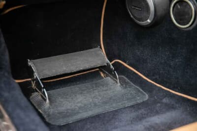 13万2750ポンド（邦貨換算約2761万円）で落札されたランボルギーニ「エスパーダS2」（C）iconicauctioneers