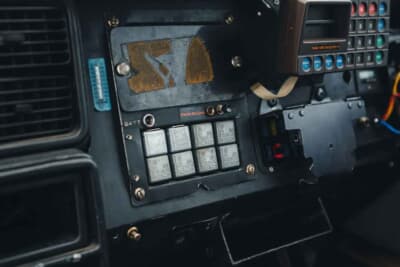 27万250ユーロ(邦貨換算約4760万円)で落札されたランチア「デルタHF インテグラーレ 8V マルティーニ ランチア ワークス サファリ Gr.A」(C)Courtesy of Broad Arrow