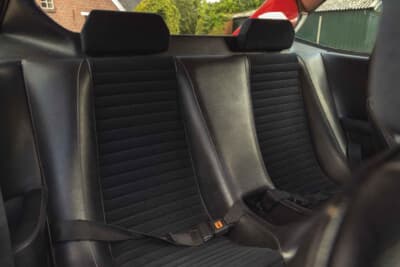 5万7500ユーロ（邦貨換算約1030万円）で落札されたフェラーリ「208GT4」（C）Bonhams