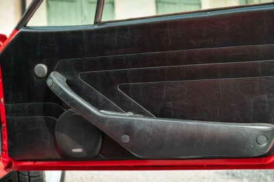 11万5000ユーロ（邦貨換算約2040万円）で落札されたデ・トマソ「パンテーラ」（C）Bonhams