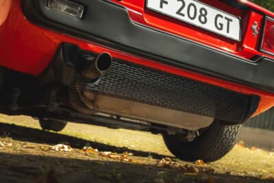 5万7500ユーロ（邦貨換算約1030万円）で落札されたフェラーリ「208GT4」（C）Bonhams