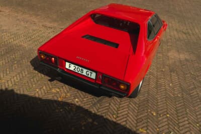 5万7500ユーロ（邦貨換算約1030万円）で落札されたフェラーリ「208GT4」（C）Bonhams