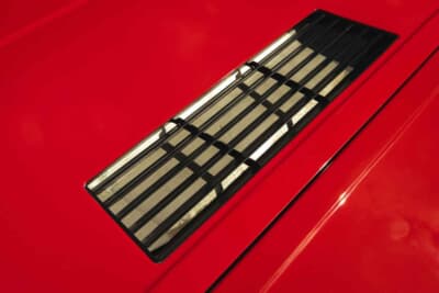 5万7500ユーロ（邦貨換算約1030万円）で落札されたフェラーリ「208GT4」（C）Bonhams