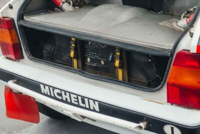 27万250ユーロ(邦貨換算約4760万円)で落札されたランチア「デルタHF インテグラーレ 8V マルティーニ ランチア ワークス サファリ Gr.A」(C)Courtesy of Broad Arrow