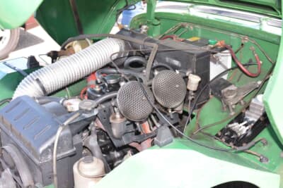 オースチン ヒーレー スプライトMk.I：BMC製の948cc水冷直列4気筒OHV「Aタイプ」エンジンを搭載