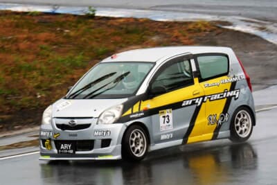 ダイハツ ミラ:記録にも記憶にも残る走りを見せた2025年の高岡。2回のポール・トゥ・ウィンを含む3勝を挙げ、堂々のシリーズチャンピオンに輝いた