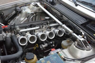 BMW 635CSi：直6SOHCエンジンを搭載