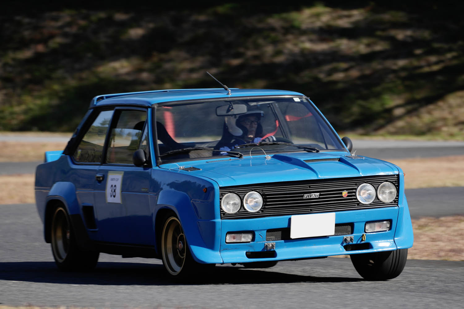 京商 フィアット 131 アバルト ラリー 1978 1/18 1⁄18 京商 フィアット 131 アバルト ラリー 1978 アリタリア