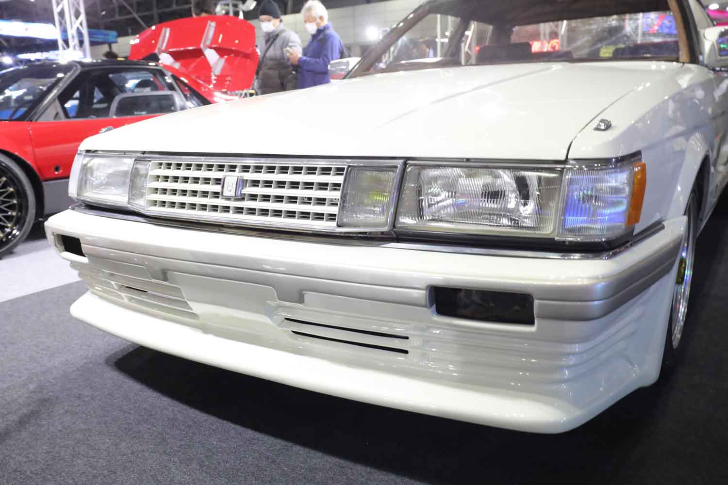 昭和ハイソカー×ロータリーの異端児！13B搭載“RE”71マークIIが注目の的