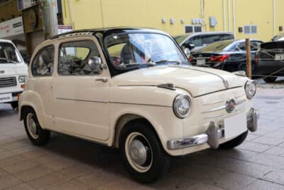 フィアット 600：初代「500」（2人乗りのトポリーノ）を手がけたダンテ・ジアコーサが設計を担当