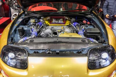 トップシークレット80スープラ：R35GT-RのVR38DETTエンジンを搭載