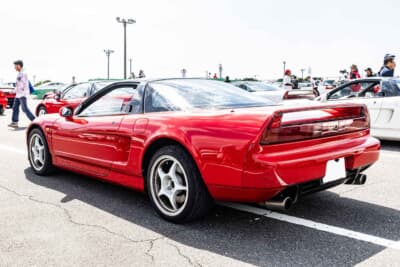 ホンダNSX：見た目に加え、運転する楽しさも味わわせてくれる