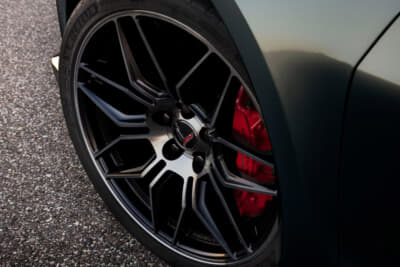 シボレー・コルベットZ06:タイヤやブレーキ性能もコルベットのサーキットコンバットからの知見を取り入れている