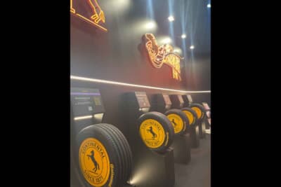 東京オートサロン2026のコンチネンタルブース