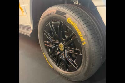 東京オートサロン2026のコンチネンタルブース