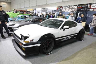 トヨタ86：ZN6型86をAE86トレノ風にしてしまうボディキット。鋭く斬新な発想が光る
