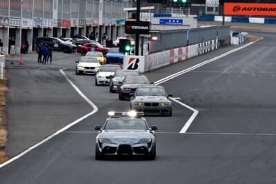 TOYO TIRES PROXES Driving Pleasure