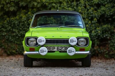 価格非公開で落札されたフォード「エスコート Mk Iメキシコ」（C）iconicauctioneers