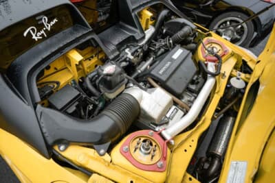 ホンダ S660：パワーアップはせず、エンジンにストレスをかけないためのカスタムを施しているエンジンルーム。サーキット走行もするためオイルキャッチタンクも備える