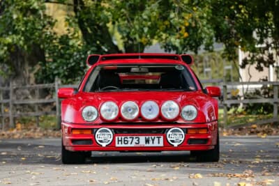 38万2500ポンド(邦貨換算約7726万円)で落札したフォード「RS200S」(C)iconicauctioneers