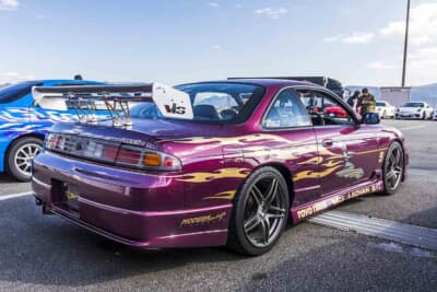 日産. S14型 シルビア：VIS Racingのストーカーボディキット（Stalker bodykit）を装着する