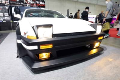 トヨタ 86：大ヒット漫画の影響も強く、また、リトラクタブルライトによるスポーティなルックスの良さからも効果は絶大