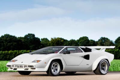 54万6250ポンド（邦貨換算約約1億1500万円）で落札されたランボルギーニ「カウンタックLP400S」（C）Bonhams